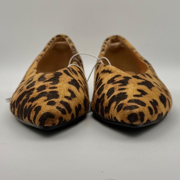 NWT French Connection Leopard Print Ballet Flat Point Toe "Daisy", Size 7 (37) - Picture 4 of 11
